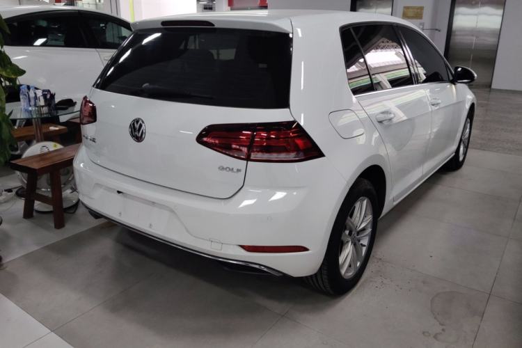 Used Volkswagen Golf 2018 1.6L Automatic Comfort Model Exterior 5