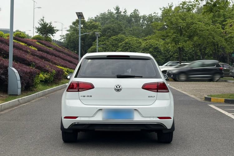 Used Volkswagen Golf 2018 1.6L Automatic Comfort Model Exterior 5