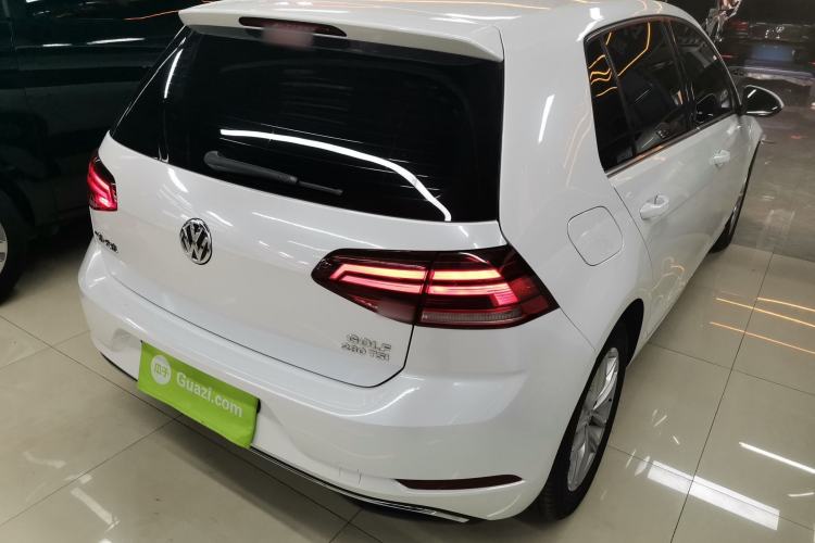 Used Volkswagen Golf 2018 230TSI Automatic Comfort Model Exterior 5