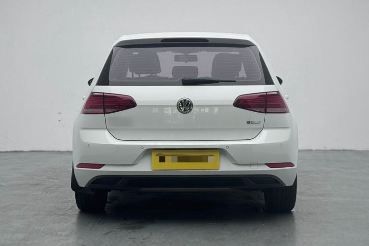 Used Volkswagen Golf 2018 1.6L Automatic Fashion Model Exterior 6