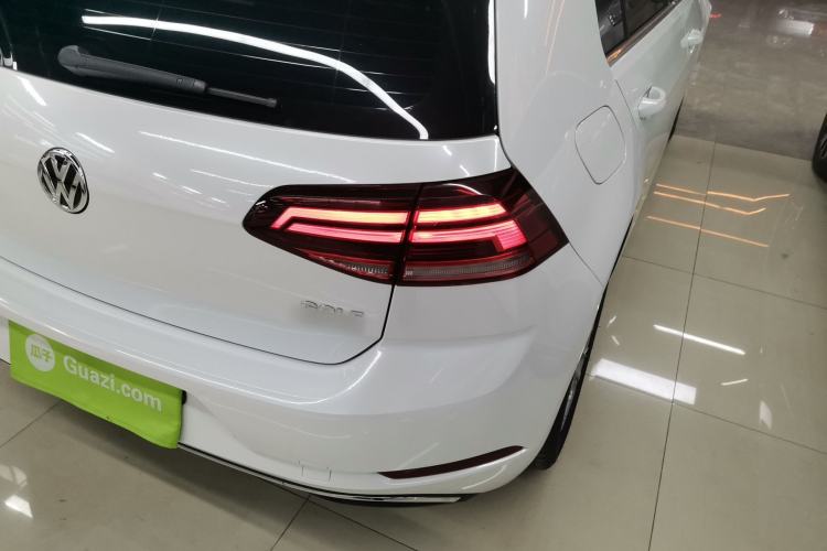 Used Volkswagen Golf 2018 230TSI Automatic Comfort Model Exterior 6