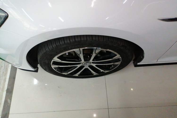 Used Volkswagen Golf 2018 280TSI Automatic R-Line Model Exterior 7