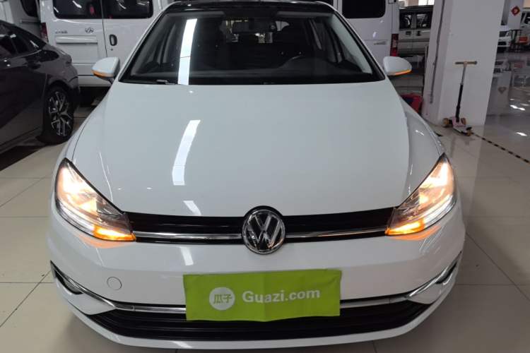 Used Volkswagen Golf 2018 1.6L Automatic Comfort Model Front