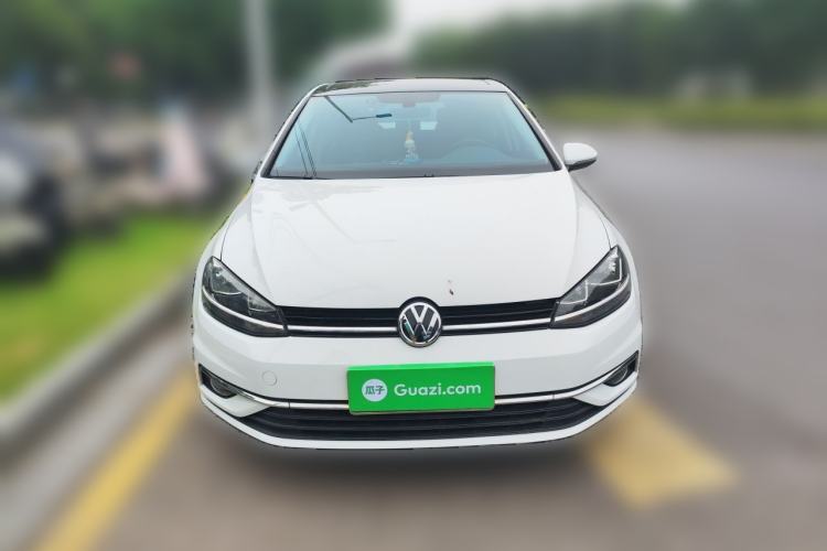 Used Volkswagen Golf 2018 230TSI Automatic Luxury Version Front