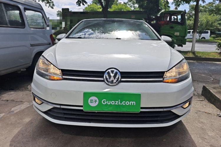 Used Volkswagen Golf 2018 230TSI Automatic Luxury Version Front