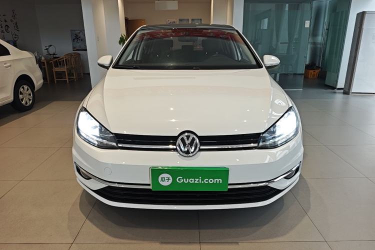 Used Volkswagen Golf 2018 230TSI Automatic Luxury Version Front