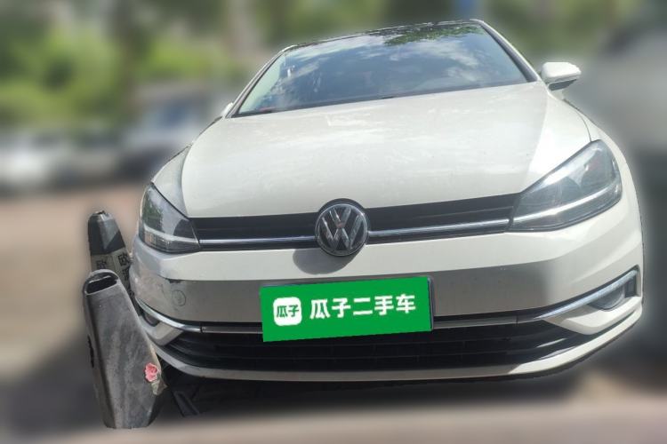 Used Volkswagen Golf 2018 230TSI Automatic Luxury Version Front