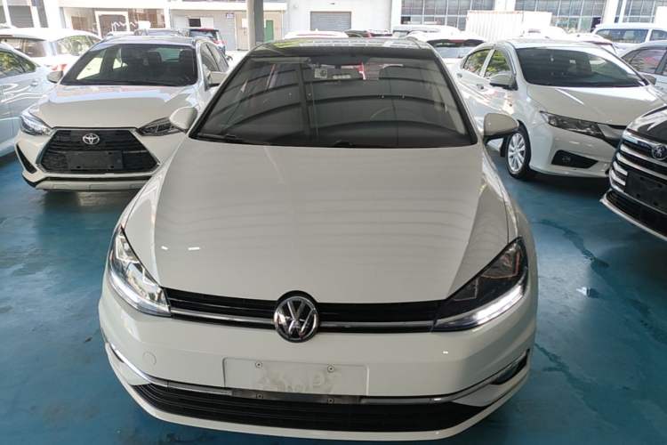 Used Volkswagen Golf 2018 230TSI Automatic Comfort Model Front