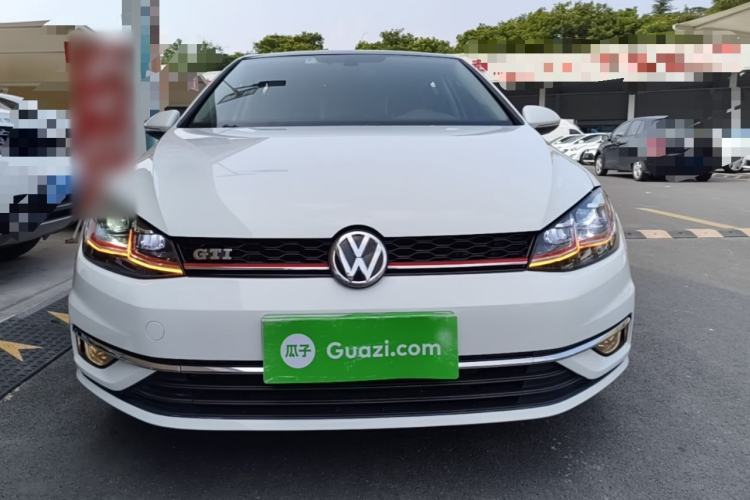 Used Volkswagen Golf 2018 230TSI Automatic Luxury Version Front