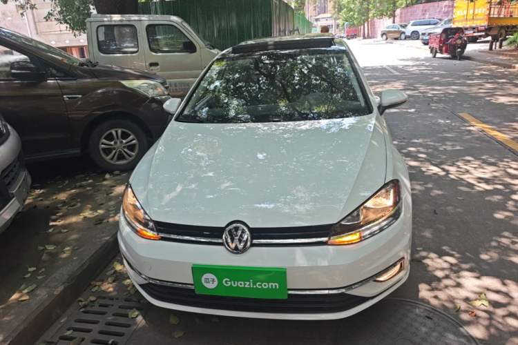 Used Volkswagen Golf 2018 230TSI Automatic Comfort Model Front