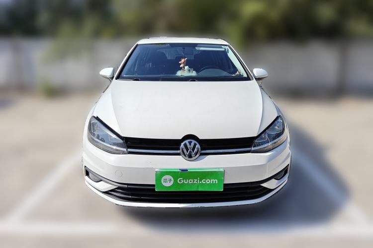 Used Volkswagen Golf 2018 1.6L Automatic Fashion Model Front