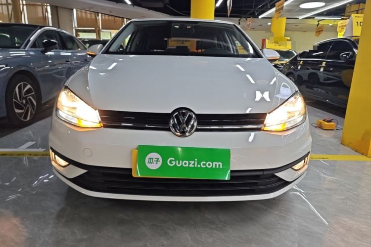 Used Volkswagen Golf 2018 1.6L Automatic Fashion Model Front