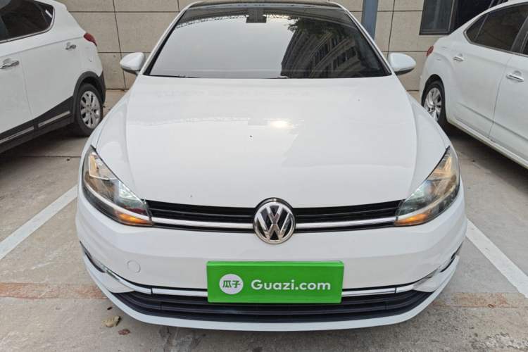 Used Volkswagen Golf 2018 230TSI Automatic Comfort Model Front