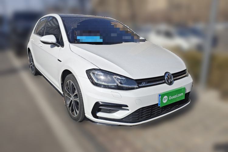 Used Volkswagen Golf 2018 280TSI Automatic R-Line Model Front Right 45 Deg