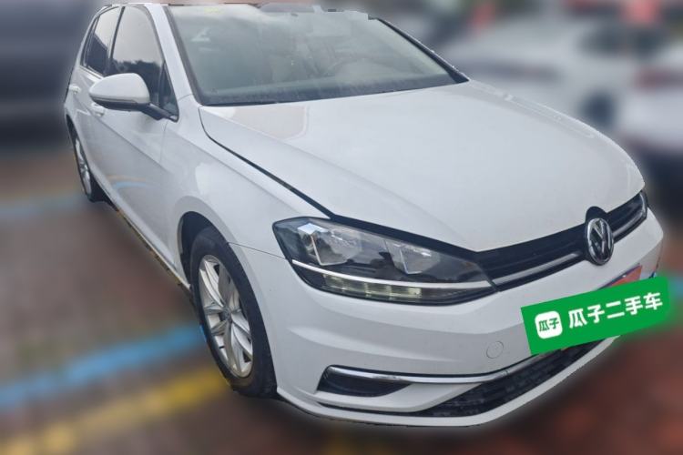 Used Volkswagen Golf 2018 1.6L Automatic Comfort Model Front Right 45 Deg