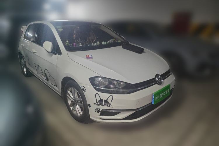 Used Volkswagen Golf 2018 1.6L Automatic Comfort Model Front Right 45 Deg