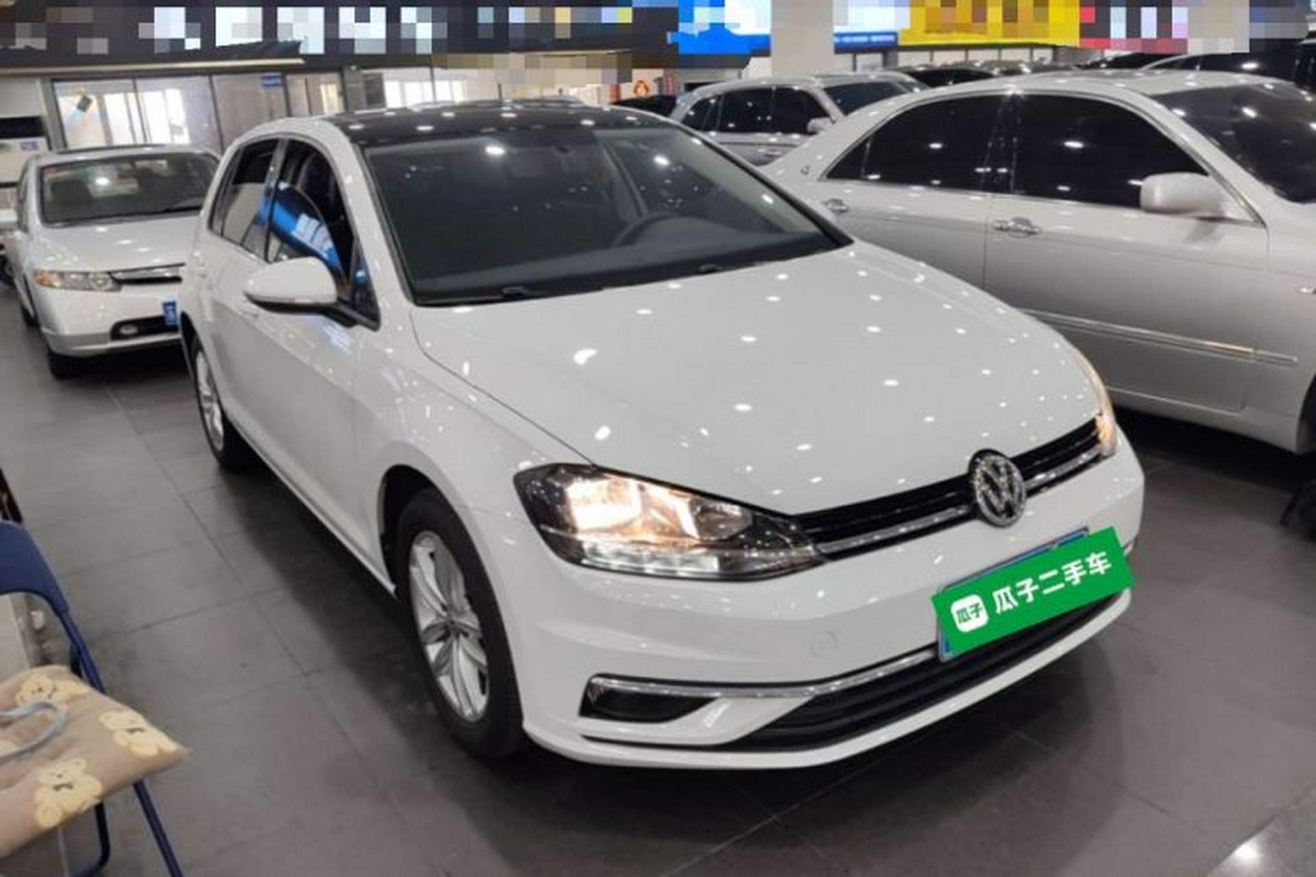 Used Volkswagen Golf 2018 230TSI Automatic Comfort Model Front Right 45 Deg