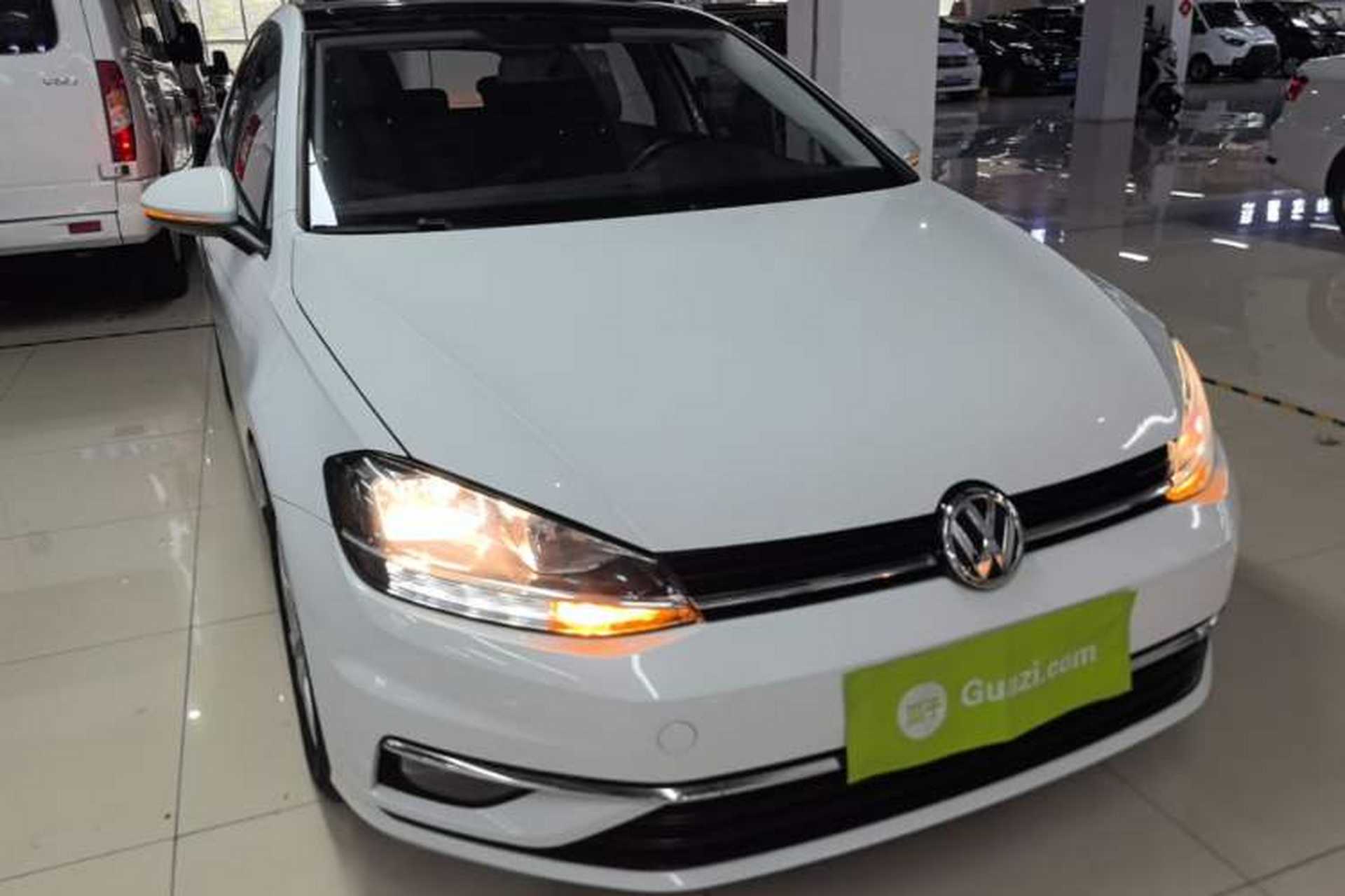 Used Volkswagen Golf 2018 1.6L Automatic Comfort Model Front Right 45 Deg