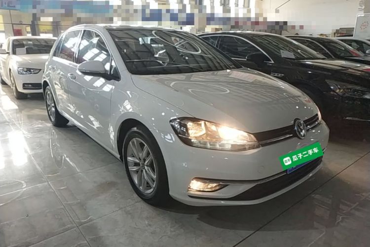Used Volkswagen Golf 2018 1.6L Automatic Comfort Model Front Right 45 Deg