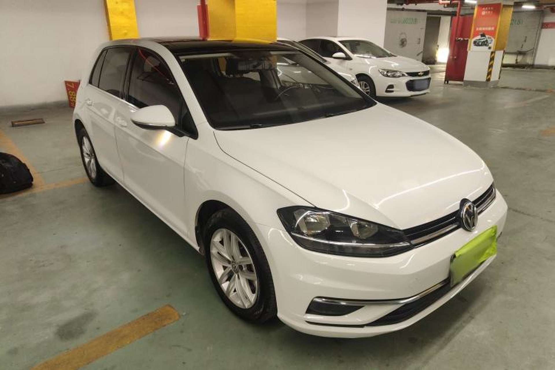 Used Volkswagen Golf 2018 230TSI Automatic Comfort Model Front Right 45 Deg