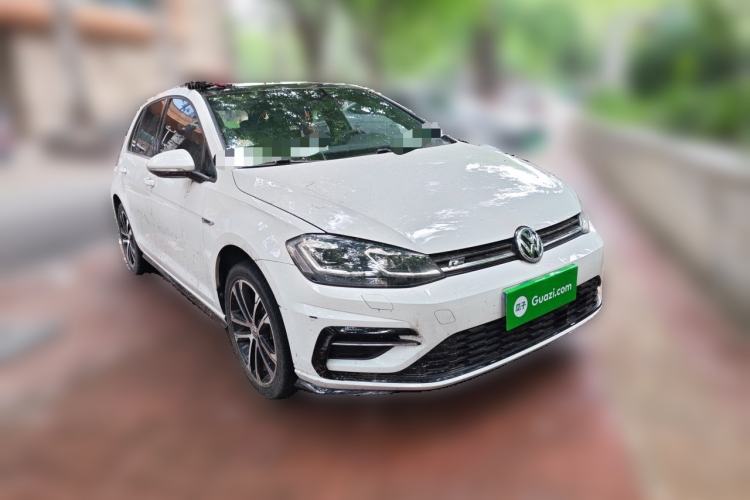 Used Volkswagen Golf 2018 280TSI Automatic R-Line Model Front Right 45 Deg