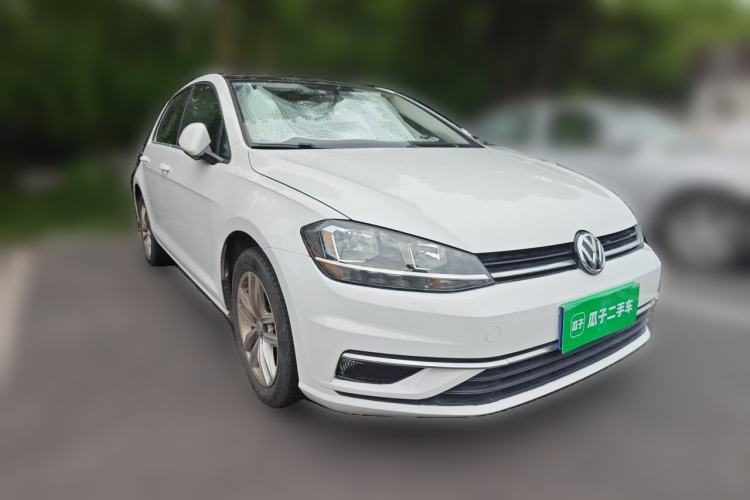Used Volkswagen Golf 2018 1.6L Automatic Comfort Model Front Right 45 Deg