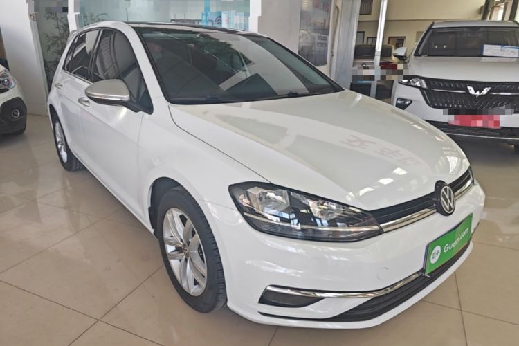 Used Volkswagen Golf 2018 1.6L Automatic Comfort Model Front Right 45 Deg