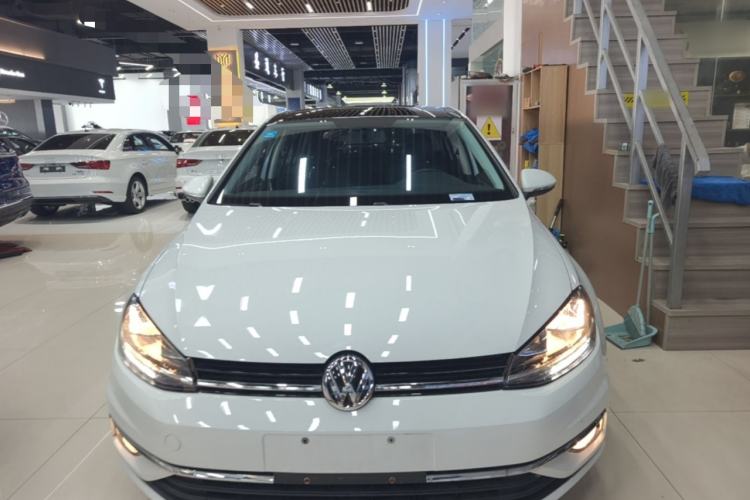 Used Volkswagen Golf 2018 230TSI Automatic Comfort Model Front