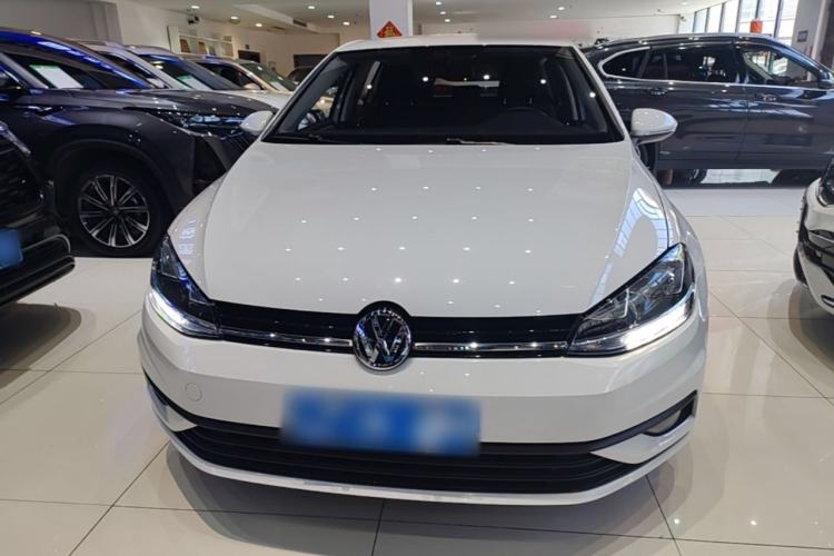Used Volkswagen Golf 2018 1.6L Manual Fashion Edition Front
