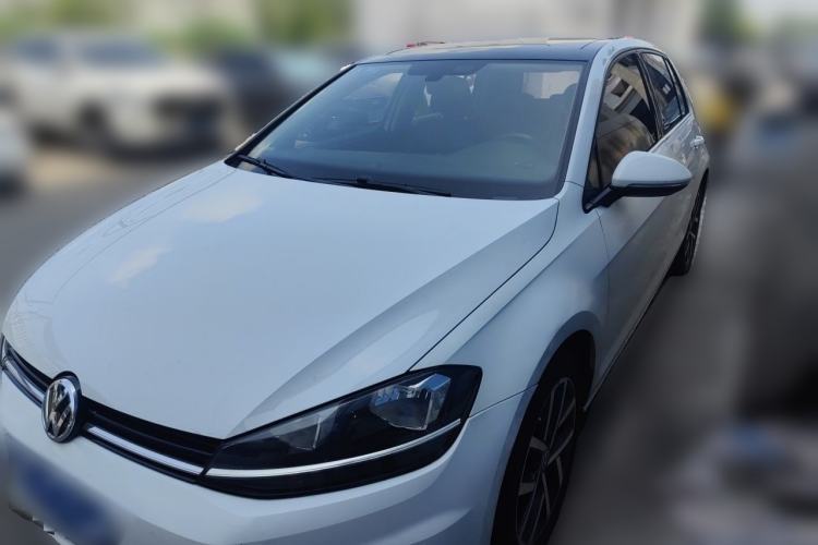Gebrauchter Volkswagen Golf 2018 230TSI Automatic Luxury Version Guazi used car, China used car export, Used car for sale, Used cars, Cheapest cars for sale