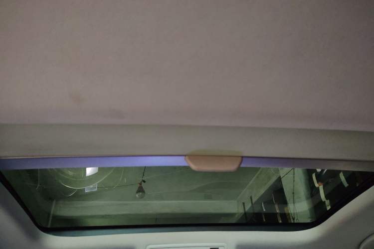 Used Volkswagen Golf 2018 230TSI Automatic Comfort Model Headliner