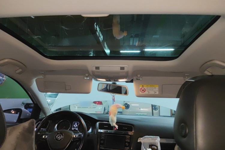 Used Volkswagen Golf 2018 1.6L Automatic Comfort Model Headliner