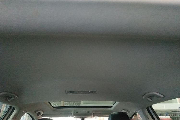 Used Volkswagen Golf 2018 230TSI Automatic Luxury Version Headliner