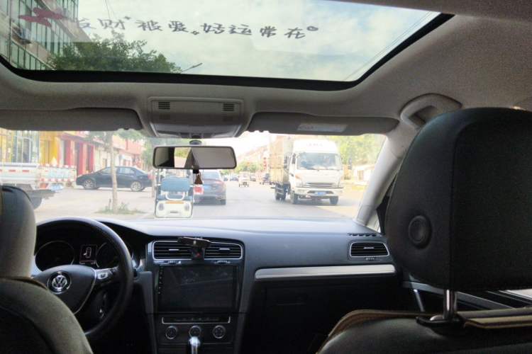 Used Volkswagen Golf 2018 1.6L Automatic Comfort Model Headliner