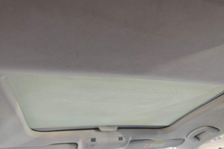 Used Volkswagen Golf 2018 230TSI Automatic Comfort Model Headliner