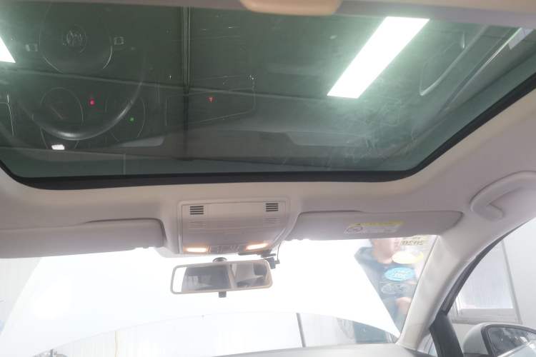 Used Volkswagen Golf 2018 1.6L Automatic Comfort Model Headliner
