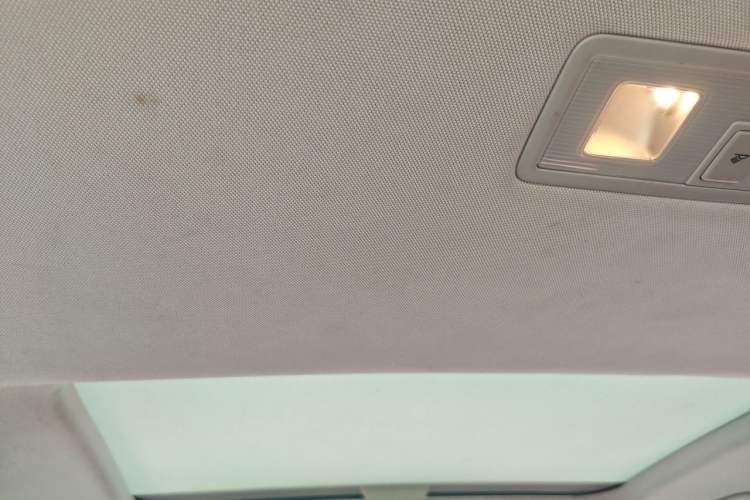 Used Volkswagen Golf 2018 230TSI Automatic Comfort Model Headliner