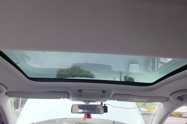 Used Volkswagen Golf 2018 230TSI Automatic Comfort Model Headliner