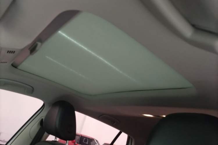 Used Volkswagen Golf 2018 1.6L Automatic Comfort Model Headliner