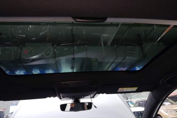 Used Volkswagen Golf 2018 280TSI Automatic R-Line Model Headliner