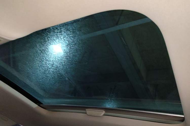Used Volkswagen Golf 2018 230TSI Automatic Comfort Model Headliner