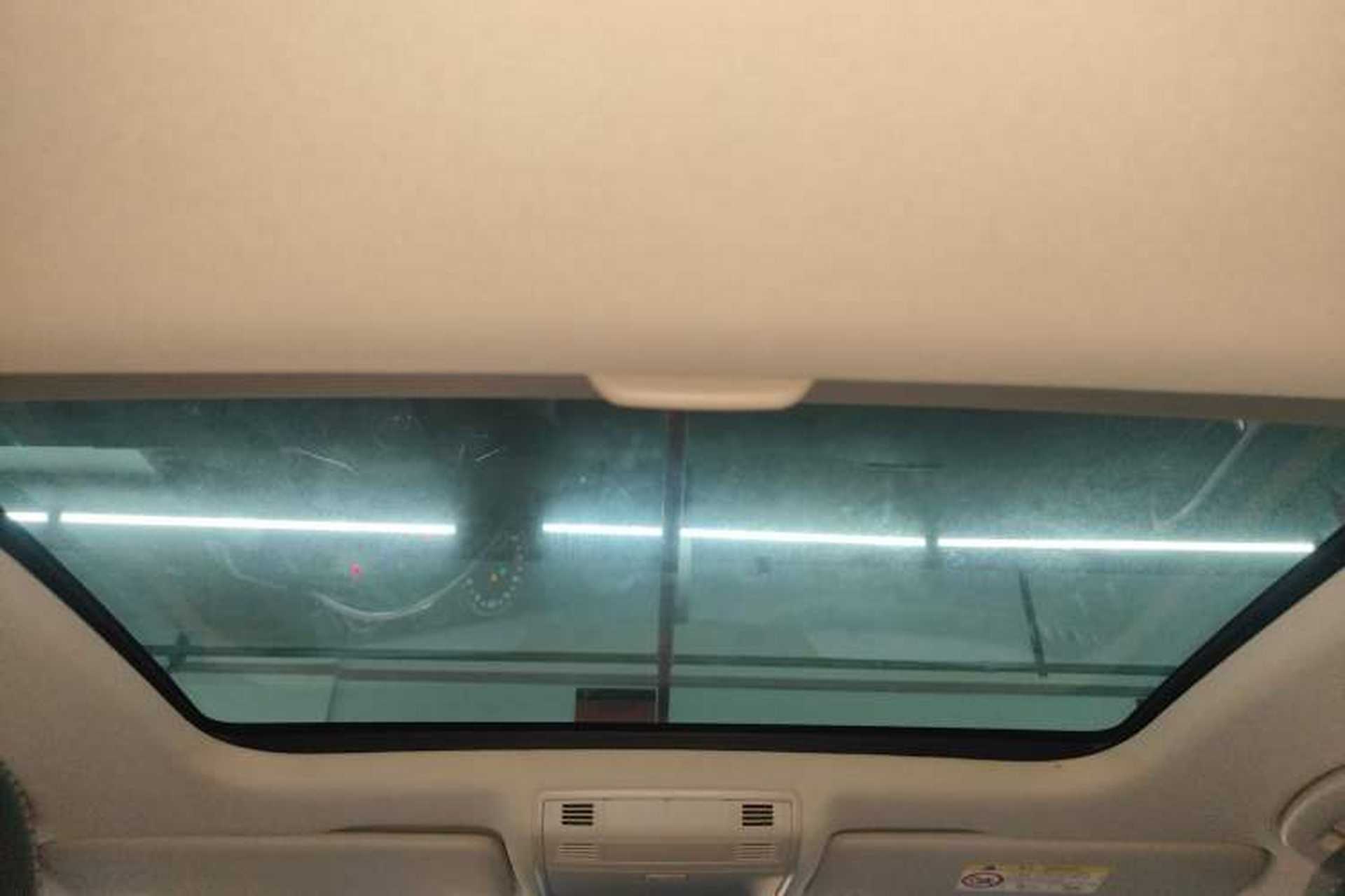 Used Volkswagen Golf 2018 230TSI Automatic Comfort Model Headliner