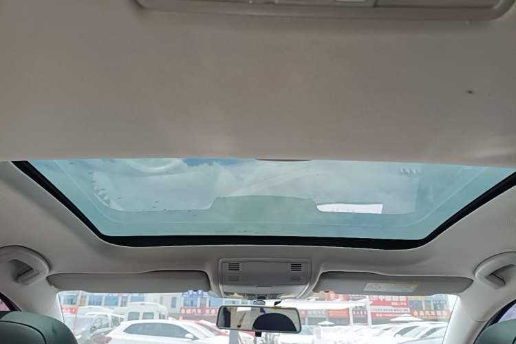 Used Volkswagen Golf 2018 1.6L Automatic Comfort Model Headliner