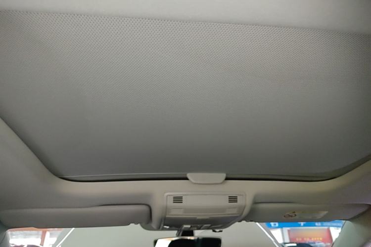 Used Volkswagen Golf 2018 230TSI Automatic Luxury Version Headliner