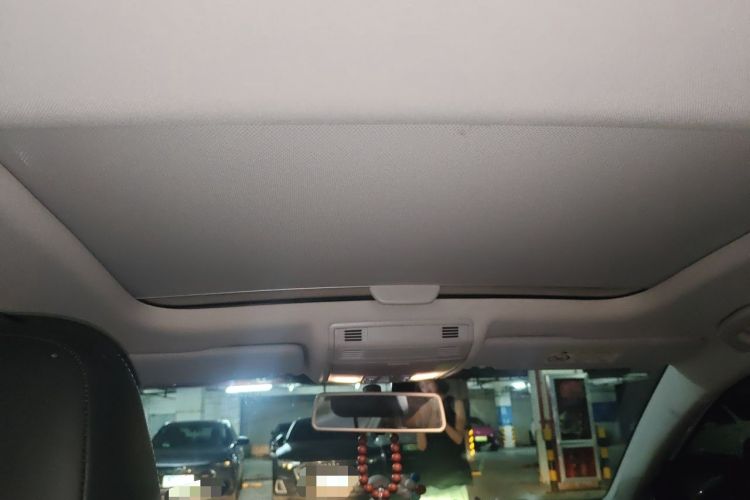 Used Volkswagen Golf 2018 1.6L Automatic Comfort Model Headliner