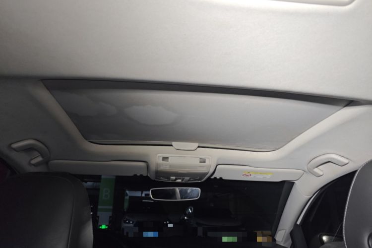 Used Volkswagen Golf 2018 230TSI Automatic Luxury Version Headliner