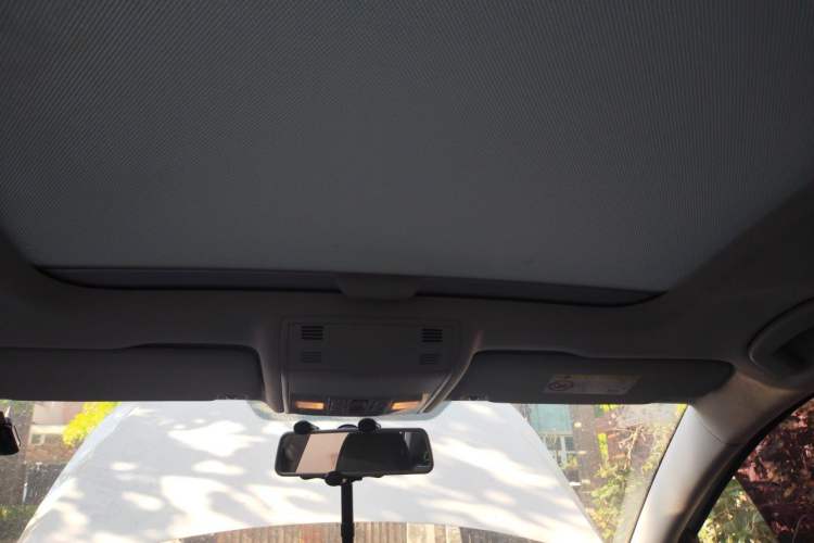 Used Volkswagen Golf 2018 180TSI Automatic Comfort Model Headliner