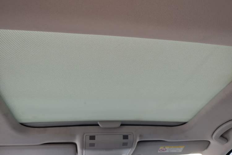 Used Volkswagen Golf 2018 230TSI Automatic Comfort Model Headliner