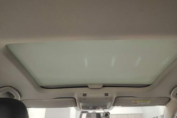 Used Volkswagen Golf 2018 230TSI Automatic Comfort Model Headliner