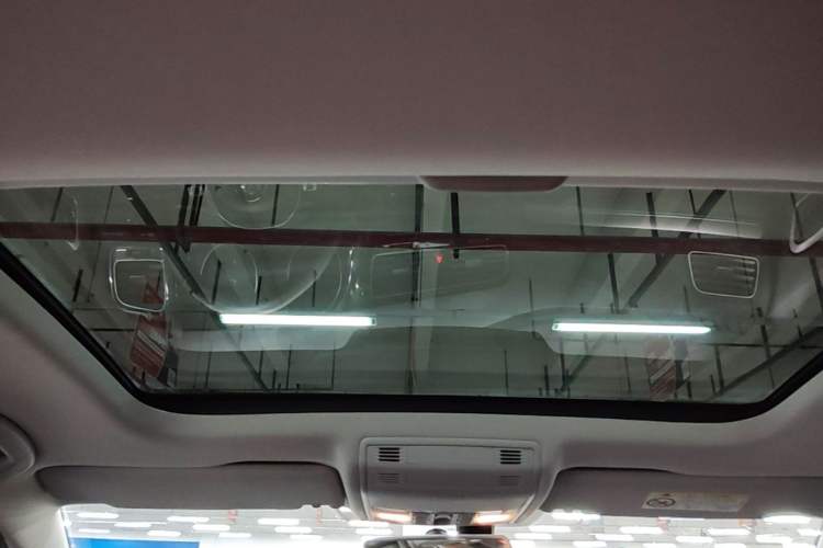 Used Volkswagen Golf 2018 1.6L Automatic Comfort Model Headliner